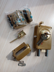 Serrature per Porte del Mercato Sudamericano con Due Bulloni Rotondi, Placche Dorate per Porta, <span class=keywords><strong>Serratura</strong></span> a Scrocco - Product Image 6