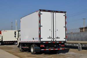 <span class=keywords><strong>Camion</strong></span> <span class=keywords><strong>frigorifique</strong></span> diesel HOWO à <span class=keywords><strong>prix</strong></span> d'usine, fourgonnette congélateur 3 tonnes, camions frigorifiques de marque internationale de premier plan - Product Image 6