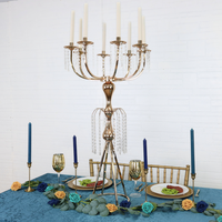 Meubles de banquet, périphériques de banquet, décorations de table Centre de table Candélabre avec cristaux suspendus-Or