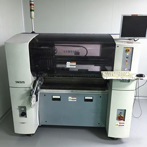 เครื่องประกอบอัตโนมัติความเร็วสูง SM321S แบบ Pick and Place พร้อมสายพานลำเลียงบัฟเฟอร์สำหรับประกอบชิ้นส่วน LED - Product Image 5