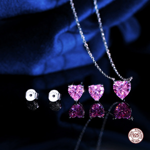 <span class=keywords><strong>Set</strong></span> di Gioielli in <span class=keywords><strong>Argento</strong></span> Sterling 925 con Collana e Orecchini, Zirconia e Cuore Rosa per Donna, Uso Quotidiano, Regalo per San Valentino - Product Image 3