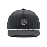 Casquette de baseball snapback personnalisée avec logo en PVC, résistante à l'eau, respirante, de qualité supérieure, avec cordon