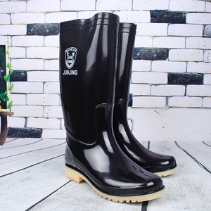 Bottes de pluie hautes pour hommes Jun Jing, noires, imperméables, antidérapantes, chaussures de travail - Product Image 2