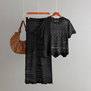 Conjunto de punto transpirable de verano para mujer: Camisa de punto hueca de manga corta y falda casual suelta a la moda - Product Image 3