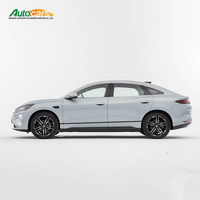 Гибридный электромобиль BYD Qin L EV DM-i 2025 года с высокой мощностью, подключаемый к сети, на новой энергии, с аккумуляторами Blade и литиевыми батареями