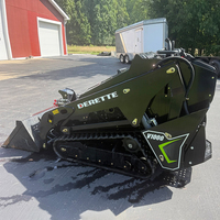 Chargeuse compacte sur chenilles Derette V1000 avec godet de chargement frontal, mini-chargeuse diesel pour projets de travail en espaces restreints