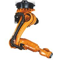 Station de travail robotisée industrielle KUKA KR120 R3200 PA pour la manutention et la palettisation avec fixation à ventouse