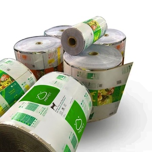 <span class=keywords><strong>Film</strong></span> d'emballage alimentaire pour animaux de compagnie à haute barrière imprimé sur mesure, rouleau de <span class=keywords><strong>film</strong></span> laminé en aluminium pour l'emballage automatique des aliments pour chiens et chats - Product Image 1