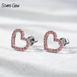 ต่างหูรูปหัวใจทองคำขาว 10K ประดับเพชรชมพูทรงปาเว่ รุ่น Stars Gem Elegant - Product Image 2