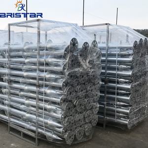 Vis de terre personnalisée pour systèmes photovoltaïques (PV) avec bride réglable, galvanisée à chaud, 4 pales - Product Image 3