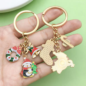 Porte-clés en métal émail pour arbre <span class=keywords><strong>de</strong></span> noël mignon dessin animé père noël cadeau <span class=keywords><strong>de</strong></span> noël accessoire <span class=keywords><strong>de</strong></span> sac <span class=keywords><strong>de</strong></span> clé <span class=keywords><strong>de</strong></span> voiture petits ornements suspendus en alliage - Product Image 3