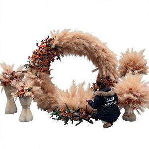 Rosas Artificiales de Seda Suave en Forma de Arco, Color Beige Boho, para Decoración de Bodas, Celebraciones, Fiestas y Navidad - Product Image 1