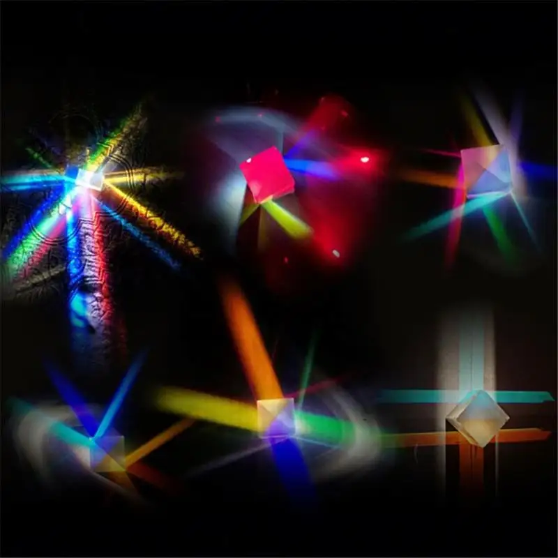 منشورات زجاجية بصرية ملونة بمكعبات × بألوان قوس قزح
