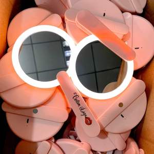 Hand Mirror Wholesale Top Quality <b>LED</b> Makeup Mirror Portable Makeup Mirror With <b>Led</b> <b>Light</b> - Product Image 2