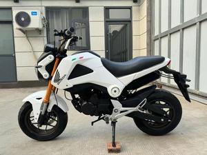 Moto Honda Little Monkey Series 250cc, peinture d'origine, essence, occasion, modèle exclusif - Product Image 4