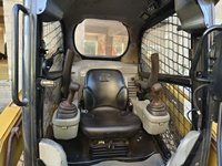 Gebrauchter Original Caterpillar CAT246 Radlader CAT246c Mini mit Motorpumpe & Antrieb - 3 Tonnen Nennlast 55 kW Leistung