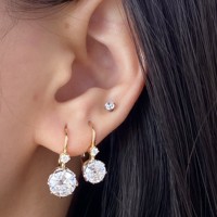 Boucles d'oreilles doubles pierres de style victorien en or massif 18 carats bicolore (or jaune et or blanc) avec pierres précieuses de laboratoire de 4 carats, style aristocratique européen