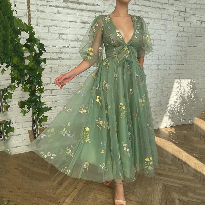 Forest Green Fairy Lace A-Line Graduation Gown with Puff Sleeves | Elegant Evening Dress for Prom Parties Forest Green Fairy Lace A-Line Graduation Gown with Puff Sleeves | Elegant Evening Dress for Prom Parties
