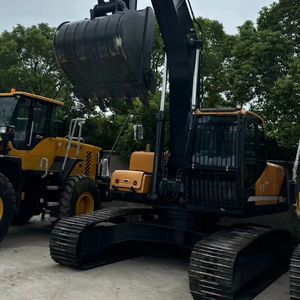 Excavatrice d'occasion, matériel de terrassement HYUNDAI 300LC-9T à vendre - Product Image 2