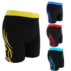 Maillot de bain pour hommes, grande taille, séchage rapide, short à cinq points pour la natation et les sports nautiques, noir avec motif jaune, rouge et bleu - Product Image 1