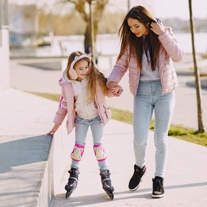 Patines en Línea Profesionales con Carcasa de Aleación de Alta Calidad, con Luces Intermitentes, para Adultos, Adolescentes y Niños, Rodamientos ABEC-7, PU (82A de Alto Rebote) - Product Image 4