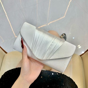 Borsa da sera alla moda 2026, pochette elegante a busta, borsetta da festa piccola di design, borsa formale semplice ed elegante in raso per donna - Product Image 6