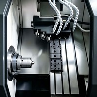 Torno CNC de Cama Inclinada HTW-600T, 12 Estaciones de Herramientas, 2500 rpm, Alta Precisión, para Piezas Metálicas y Ferretería Automotriz