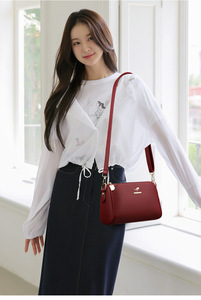 New Fashion Crossbody Bag Large Capacity Shoulder Bag Soft Leather Women's Handbag Designer Senior Luxury Crossbody Bag - Product Image 5