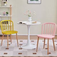 Vendeur préféré avec chaise de jardin en plastique de la meilleure qualité, chaise en plastique PP, chaise en plastique avec accoudoirs et pieds en métal
