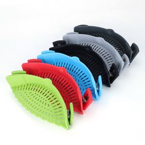 Panier de drainage multifonctionnel en silicone pour la cuisine domestique, passoire pour le lavage des légumes, vente en gros - Product Image 3