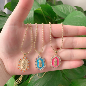 Collar con colgante religioso de circón de colores de nuevo diseño, collares con dijes de CZ esmaltados de latón chapados en oro con <span class=keywords><strong>Madre</strong></span> María - Product Image 1