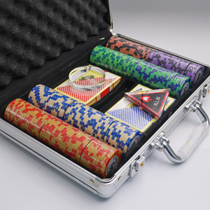 Ensemble de jetons de poker Crown, 40 mm, ABS durable, pour jeux d'échecs et de cartes, universel, blanc, 200 pièces, étui argenté inclus - Product Image 2