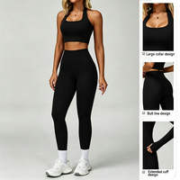 Ensemble de yoga et d'entraînement 4 pièces noir personnalisé pour femme : soutien-gorge de sport, leggings, shorts, tenue de sport pour gym, fitness et course à pied