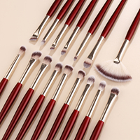 Ensemble professionnel de 16 pinceaux plats et éventail en poils naturels pour femmes, incluant des pinceaux pour fond de teint, fard à paupières, anticernes et eye-liner