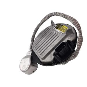 Balastro de xenón D4 8596745010 DDLT004 para faros delanteros Toyota Lexus con compensación electrónica activa del factor de potencia - Product Image 1