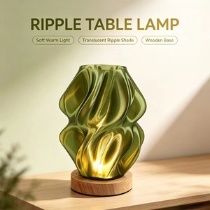 Lámpara de Escritorio Artística de Alta Gama YONGZE, Lámpara de Noche LED Decorativa USB para Dormitorio, con Tres Colores y Regulación de Intensidad - Product Image 1