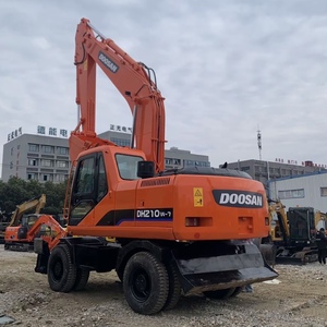 Excavatrice d'occasion Doosan DH210W-7 de haute qualité, modèle 2023, sur chenilles hydrauliques, avec pompe et roulement, moteur à prix réduit, Grow Euchips - Product Image 4
