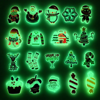 Accessoires de chaussures en caoutchouc fluorescent de Noël, 19 styles, pour DIY, boucles Croc à motif dessin animé pour une ambiance festive, ornements floraux CN Wsd