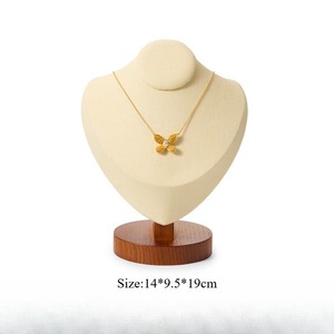 Expositor de Collares Personalizado de Madera Maciza con Microfibra, Soporte para Collares, Modelos de Cuello, Exhibición de Colgantes y Soporte para Máscaras de Cuello - Product Image 6
