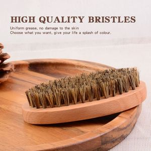 Brosse à barbe en bois naturel avec logo personnalisé, couleur bois originale, poils de sanglier naturels pour hommes - Product Image 5