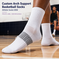 Chaussettes de sport de basketball à compression Logo Arch pour les acheteurs en gros de la collection Court avec service de correspondance des couleurs