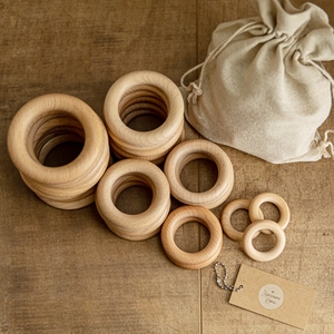 Bracelets personnalisés Dentition 54mm En Bois de Hêtre Naturel Anneau De Dentition Bébé Jouets - Product Image 6