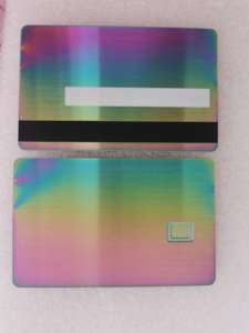 Logotipo de oro de lujo Impreso Banda magnética Tarjeta de débito de metal 4442 Tarjeta de crédito bancaria con chip para grabado láser-Artesanía de metal Premium - Product Image 6