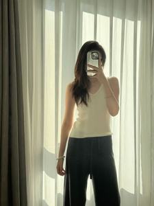 [Blis] commovente. Imbracatura Basic in puro Cashmere con scollo a V in <span class=keywords><strong>bianco</strong></span> e nero - Product Image 4