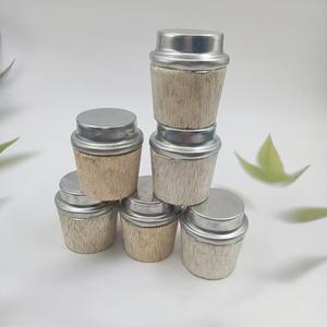 Termo alto de 8 libras con tapón de corcho. Esta es una tapa de botella de madera para el hogar. - Product Image 1