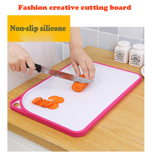 Tabla de cortar de plástico de colores flexibles con agarre de gofres texturizados para Cocina - Product Image 2