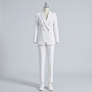 <span class=keywords><strong>Blazer</strong></span> Bianco Doppiopetto <span class=keywords><strong>con</strong></span> Collo a Risvolto e <span class=keywords><strong>Bottoni</strong></span> Dorati Champagne, Elegante Completo Formale da Donna <span class=keywords><strong>con</strong></span> Cintura in Vita - Product Image 1