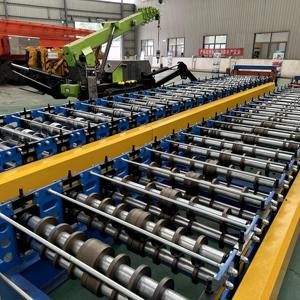 Máquina de Corte Preciso para Láminas Metálicas y Tejas, para la Formación de Toldos en Villas, con un Error de Longitud de Menos de 1 Milímetro - Product Image 1