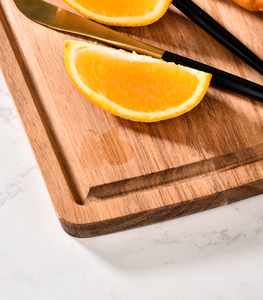 Planche à découper en bois d'acacia, planche à découper en bois pour la cuisine, plateau de service pour pizza, plateau à sushi avec rainure pour les jus, poignée pour la cuisine - Product Image 5
