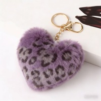 Porte-clés en peluche en forme de cœur imprimé léopard multicolore en fausse fourrure, cadeau promotionnel, porte-clés boule en forme de cœur